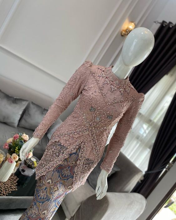 Kebaya Peplum modern hijab